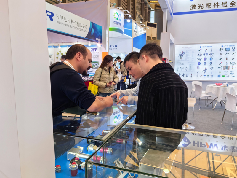 華鵬艾偉2024慕尼黑上海光博會